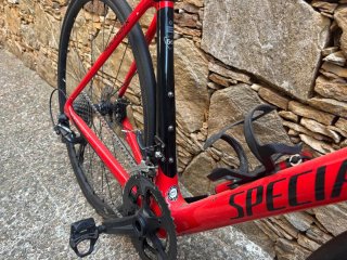 Bicicleta Specialized Roubaix Roja