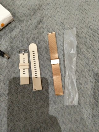 Smartwatch Beige y Dorado