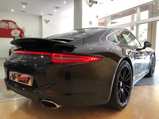 Porsche 911 Carrera 4 2013
