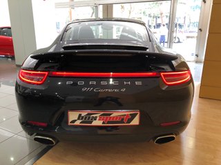 Porsche 911 Carrera 4 2013