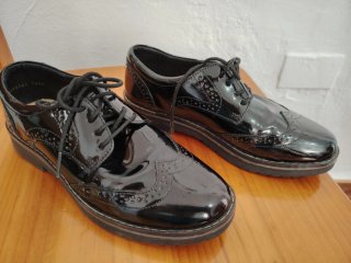 Zapatos charol mujer negros