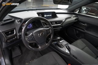 Lexus UX 2.0 250h Business