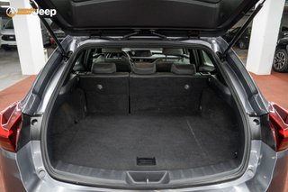 Lexus UX 2.0 250h Business