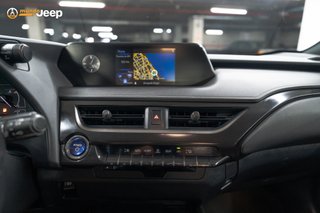 Lexus UX 2.0 250h Business