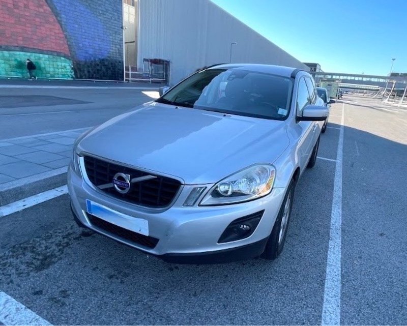 Volvo XC60 2010 - foto 1