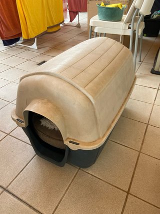 Caseta para perro de plástico/resina