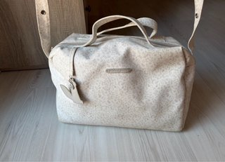 Bolsa de bebé con estampado pasito a pasito