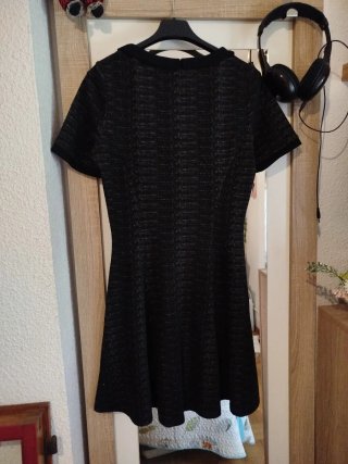 Vestido gótico negro corto