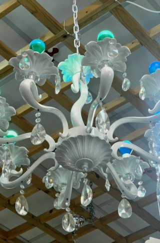 Lampadari,plaffoniere vintage,stile classico e