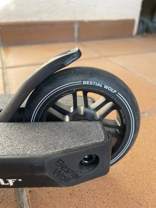 Patinete Bestial Wolf Rocky R12