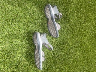 Sandalias senderismo talla 37
