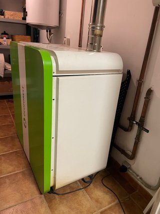 Caldera pellets Ecoforest Cantina Nova 30kw