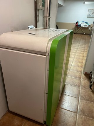Caldera pellets Ecoforest Cantina Nova 30kw