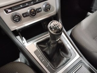 Volkswagen Golf 1.6 TDI Advance BMT 110CV 5p
