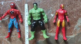 Muñecos Marvel Capitán América, Spiderman, Hulk