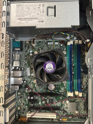PC Sobremesa Lenovo Negro