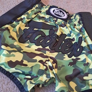 Pantalones Muay Thai Fairtex