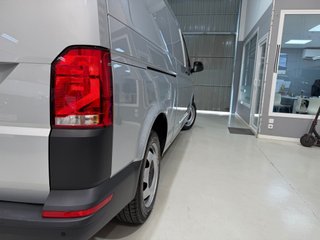 Volkswagen Transporter Furgón Largo TA 2.0 TDI 110kW DSG