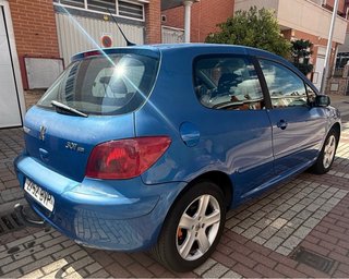 Peugeot 307 2002