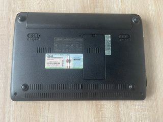 Asus Eee PC Portátil Negro con funda y windows 10