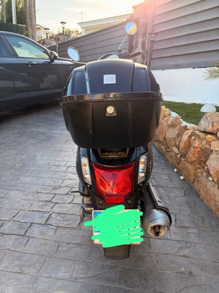 Kymco Like 125 cc Scooter Negra