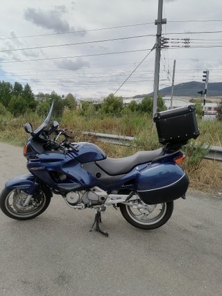 Honda Deauville 650 Azul
