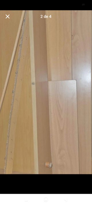 Se regala armario de madera beige