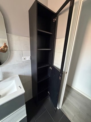 Librería Billy Ikea Negra con Puerta de Vidrio