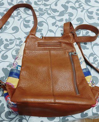 Conjunto Bolsos y Sombrero