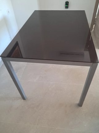 Mesa cristal y metal  negro/gris
