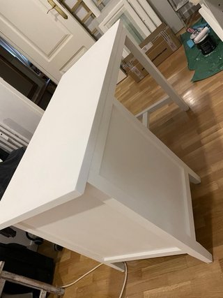 Scrivania in legno massello con 3 cassetti