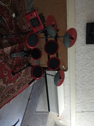 Batteria elettronica musicale