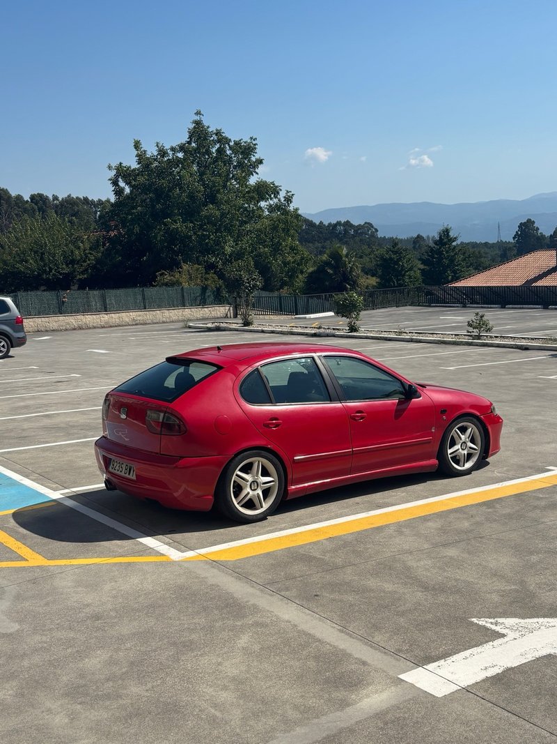 SEAT Leon 2002 - foto 1