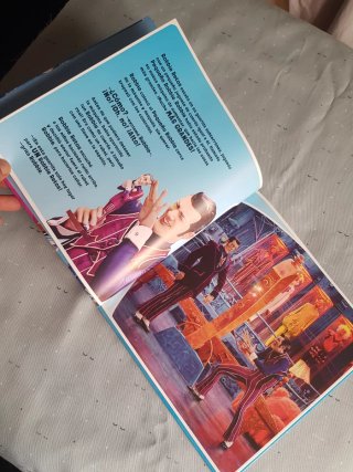 LazyTown. Duelo de baile. Libro con CD ¡Incluye...