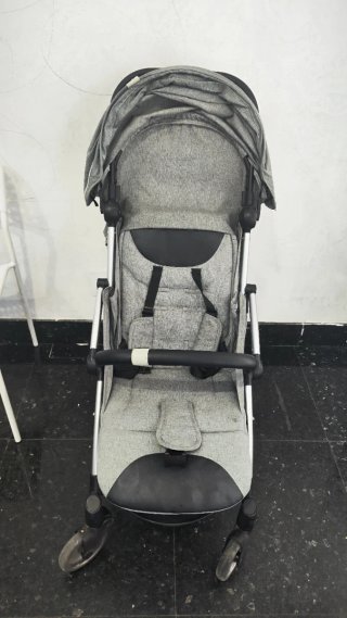 Carrito de paseo gris Chicco plegable