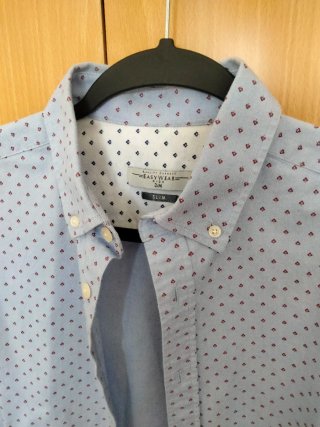 Camisas juveniles a cuadros y con estampado