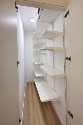 Vestidor IKEA ALGOT 3M de largo 2,40 alto (aprox)