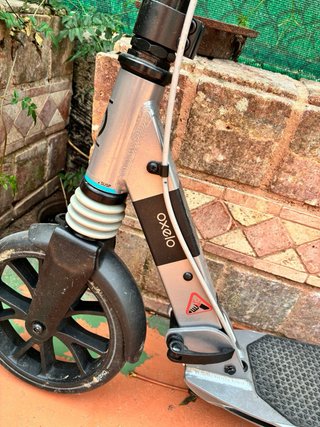 Patinete plegable gris