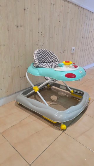 Andador para bebés interactivo