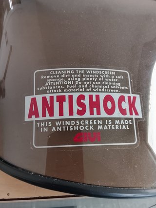 Parabrezza fumè GIVI universale