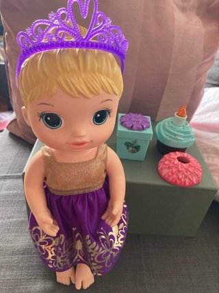 Baby Alive Rubia Cupcake Birthday Baby
