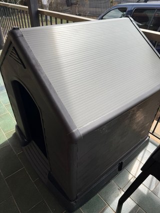 Caseta Perro Grande Marrón y Gris