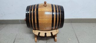 Se vende tonel o barril de 8 litros de roble
