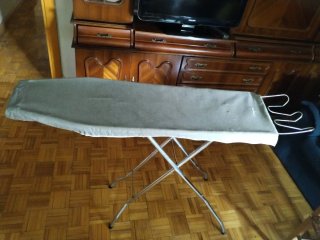 Tabla de planchar plegable