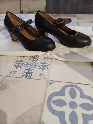 Zapatos Flamenco Piel Tacón Roberto Garrido Negros