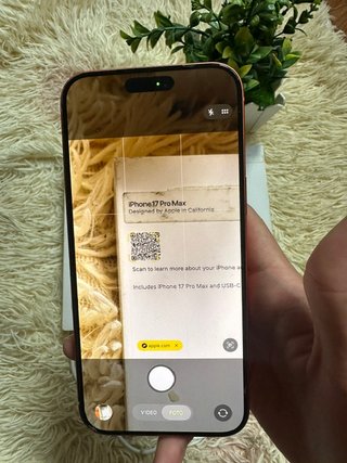 iPhone 17 Pro Max Arancione