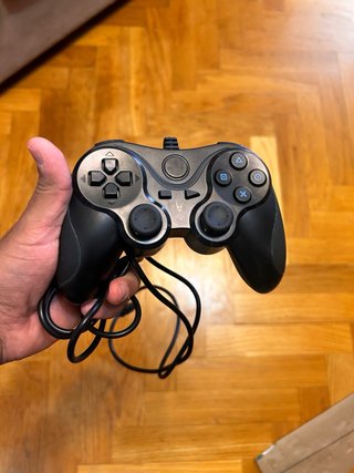 Controller Gioteck UX-1 per PS3 e PC