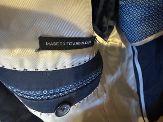 Giacca uomo blu elegante con impunture