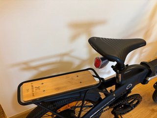 Bicicleta eléctrica Littium Ibiza Dogma 1km+ Casco