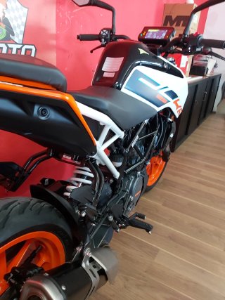 KTM 125 DUKE NAKED